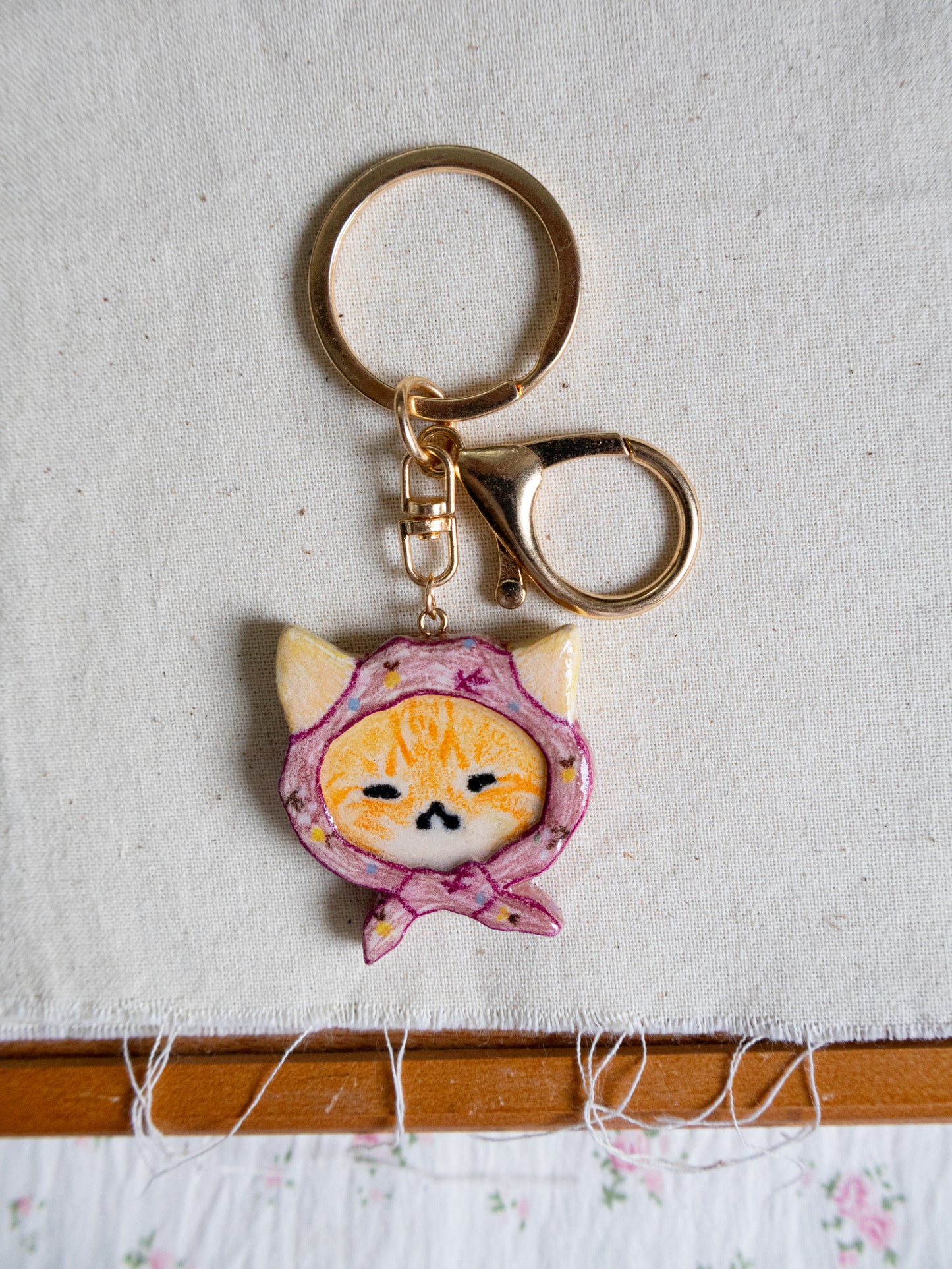 Cute grandma scarf cosplay keychain