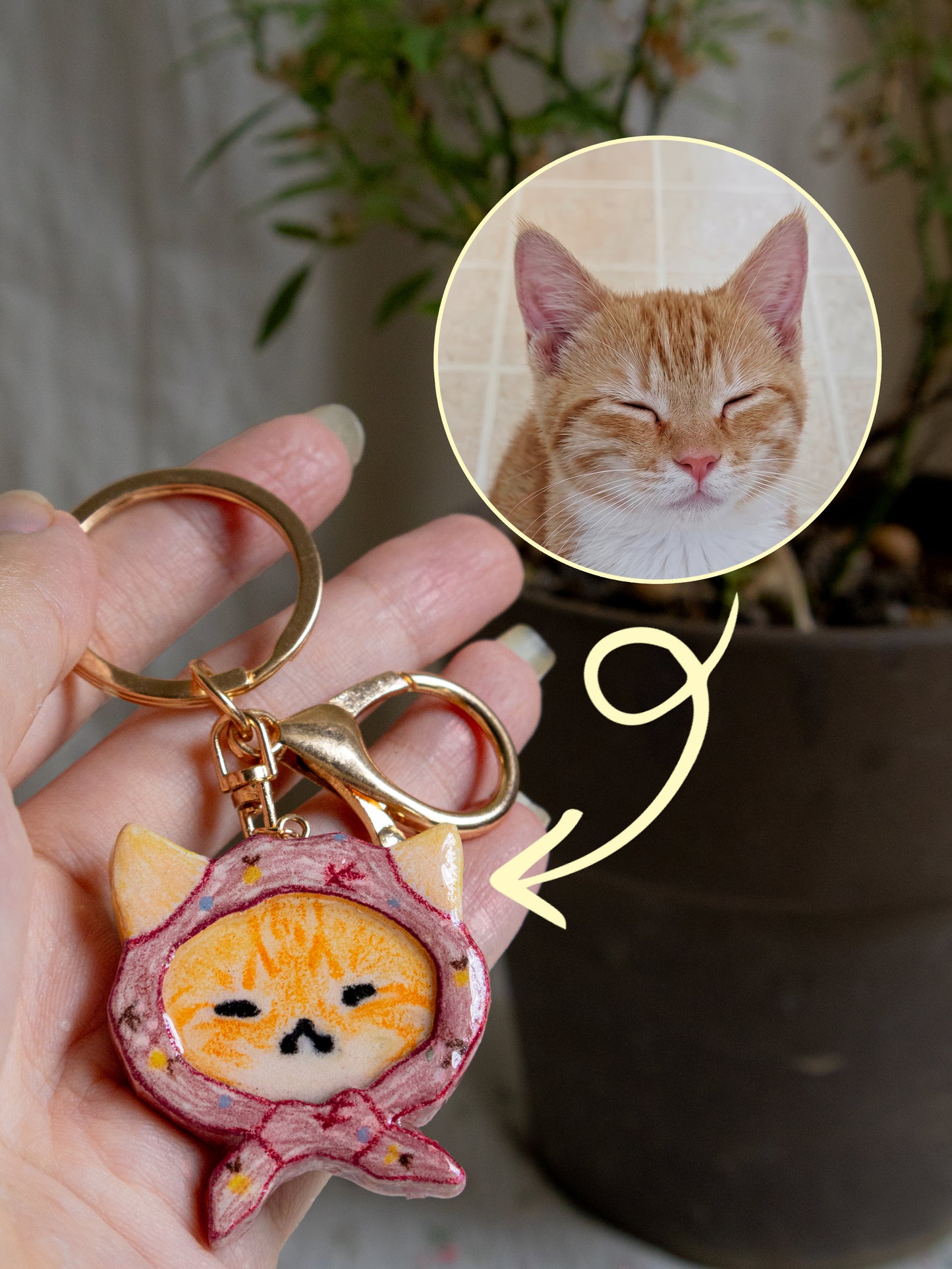 Cute grandma scarf cosplay keychain